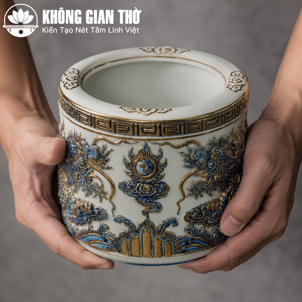 Nhận biết đồ thờ qua trọng lượng và độ dày